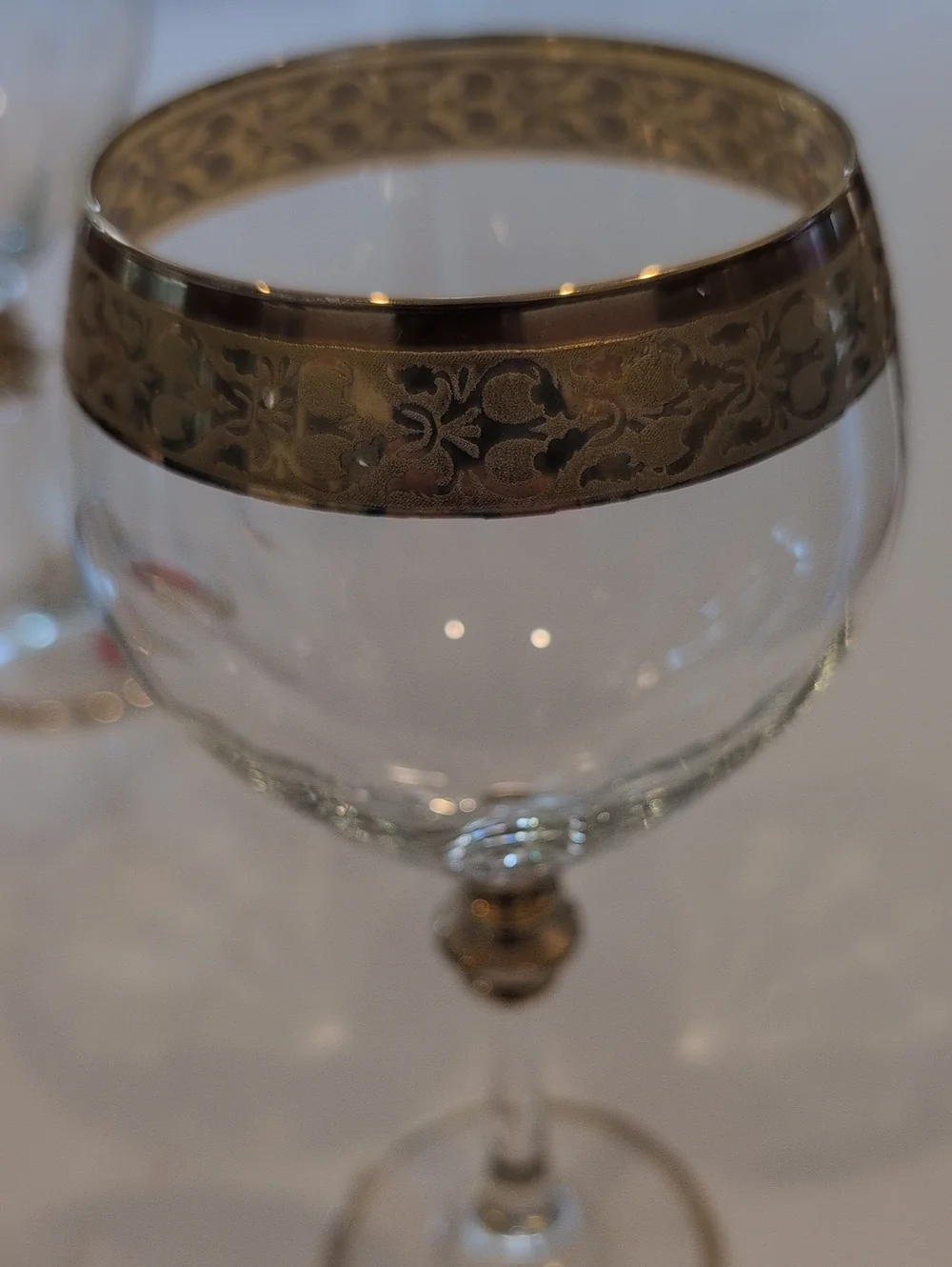 Elegant Vintage Cristalleria Fumo 24K Gold-Rimmed Wine Glasses - Set of 3 Italy